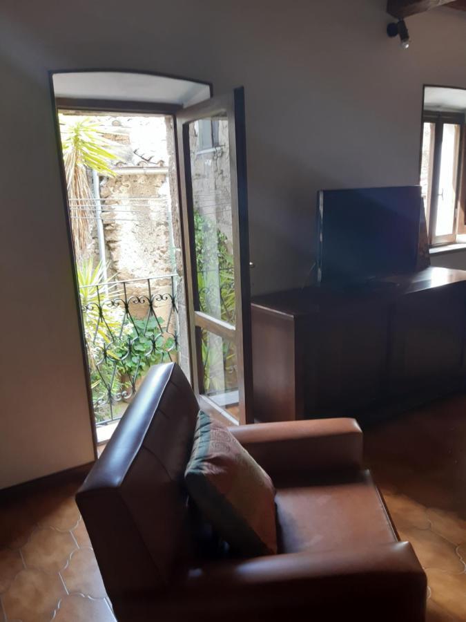Casa Il Girasole Pitigliano Apartment Exterior photo