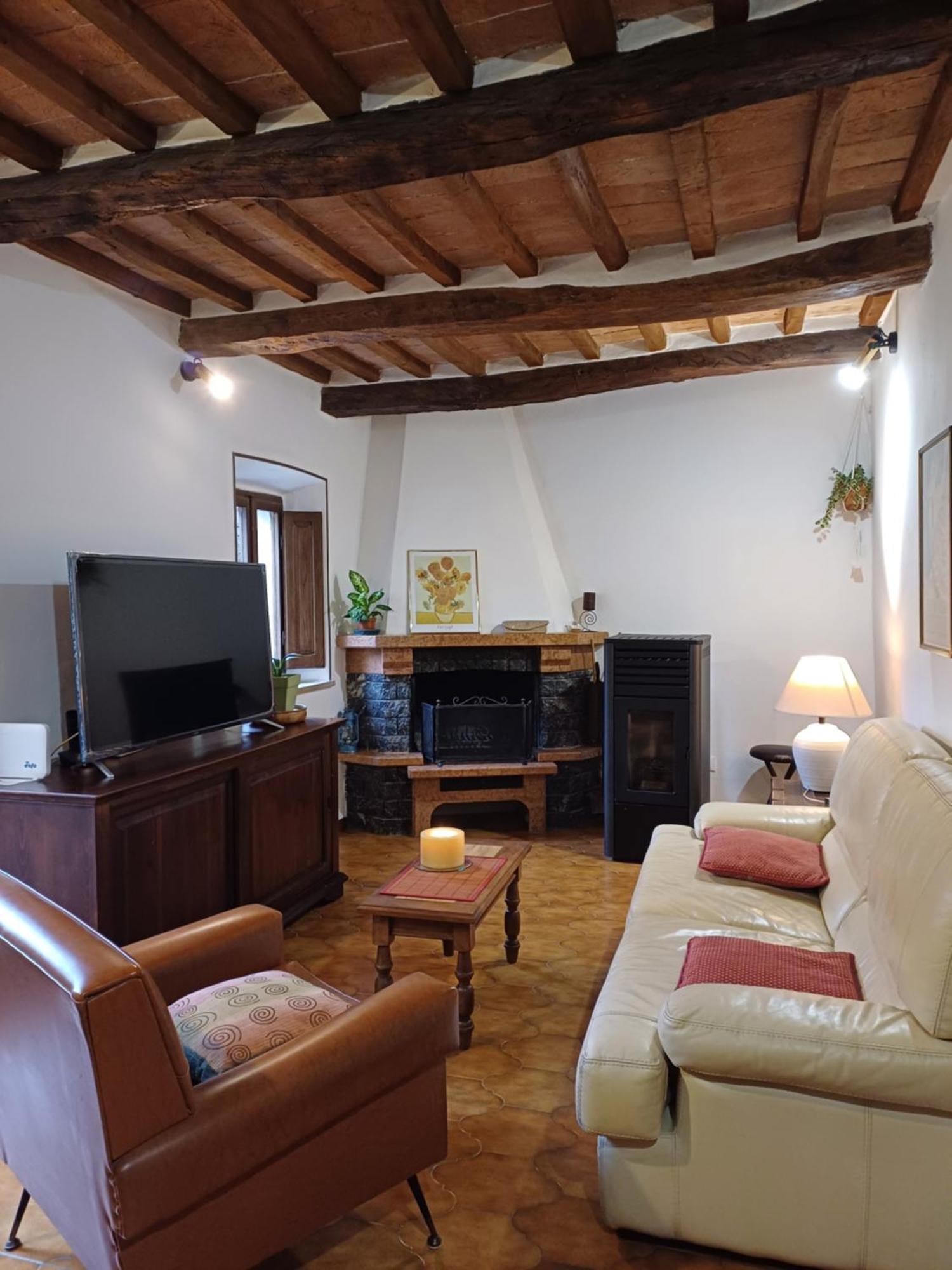 Casa Il Girasole Pitigliano Apartment Exterior photo